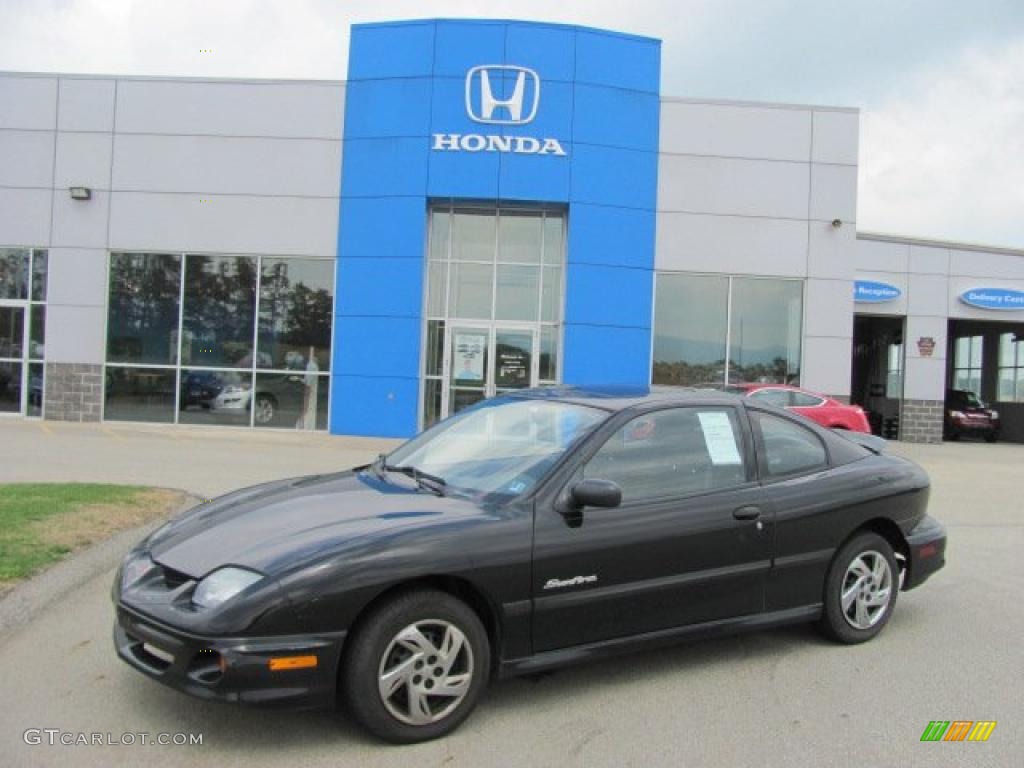 2002 Sunfire SE Coupe - Black / Graphite photo #1