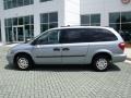 Butane Blue Pearl - Grand Caravan SE Photo No. 2