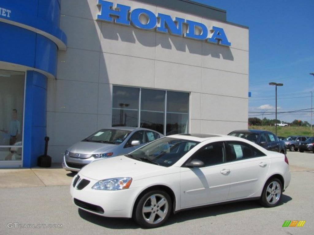 Ivory White Pontiac G6