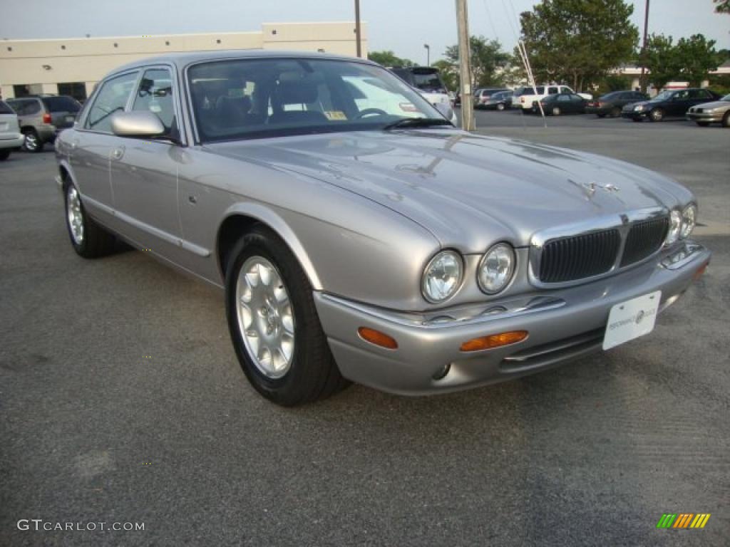 2000 XJ XJ8 L - Platinum Silver / Charcoal photo #7