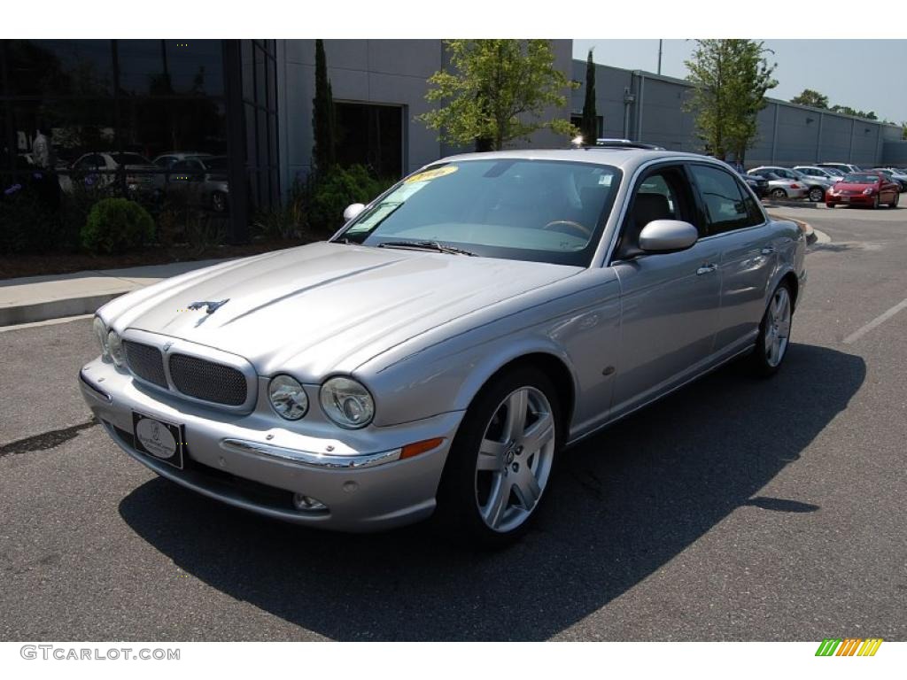 2006 XJ XJR - Platinum Silver Metallic / Dove photo #13