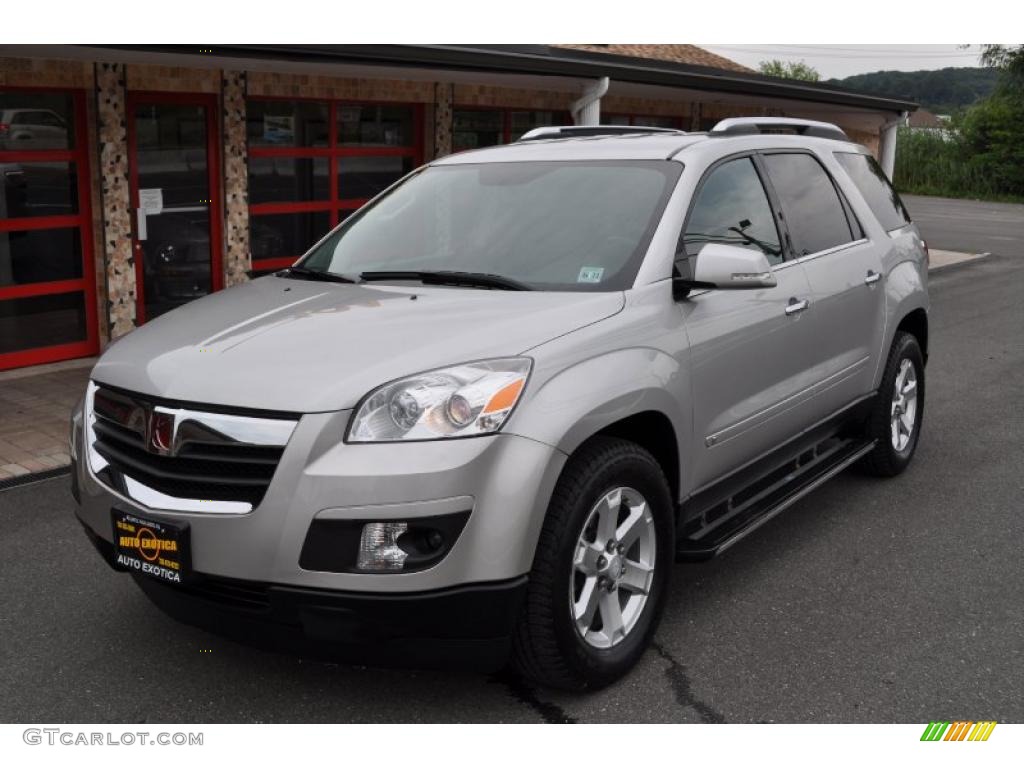 2007 Outlook XR AWD - Silver Pearl / Black photo #1
