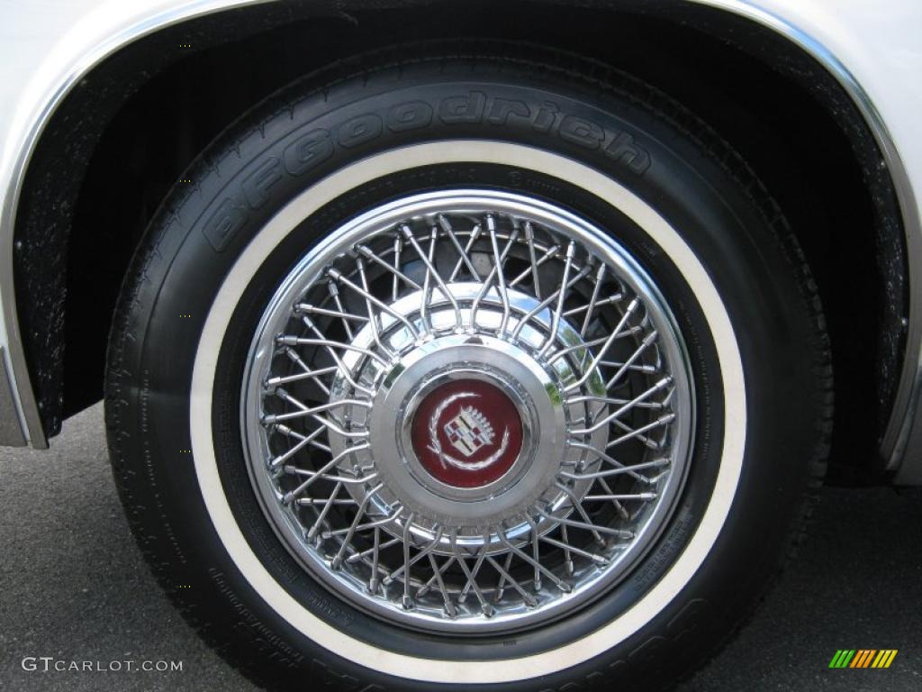 1985 Eldorado Biarritz Convertible - White / Carmine Red photo #17
