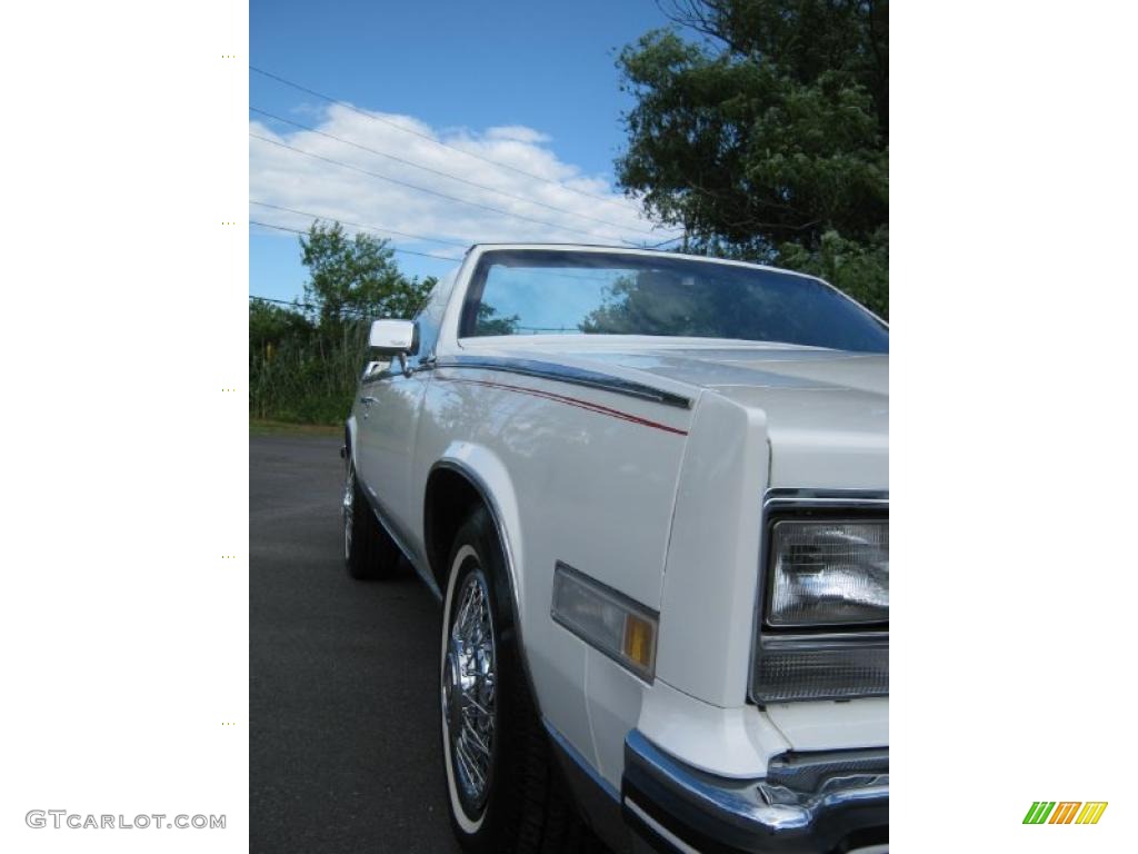 1985 Eldorado Biarritz Convertible - White / Carmine Red photo #20