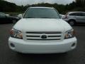 Super White - Highlander V6 4WD Photo No. 2