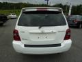 Super White - Highlander V6 4WD Photo No. 6