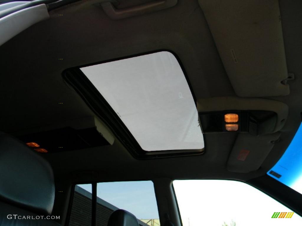 1997 Grand Cherokee Laredo 4x4 - Light Driftwood Satin Glow / Agate Black photo #26