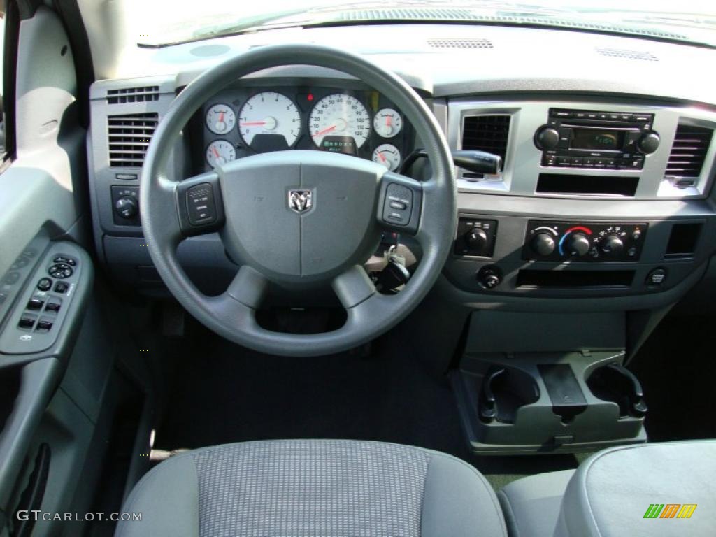 2007 Ram 1500 Sport Quad Cab 4x4 - Bright Silver Metallic / Medium Slate Gray photo #22