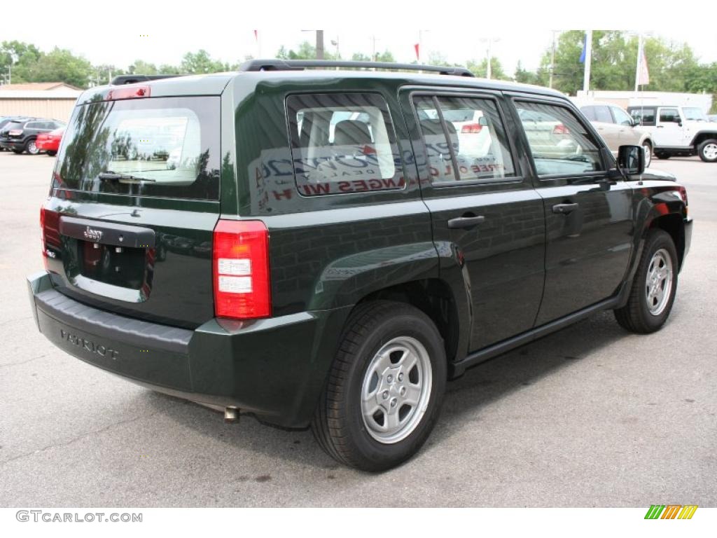 2010 Patriot Sport 4x4 - Natural Green Pearl / Dark Slate Gray/Pebble Beige photo #2