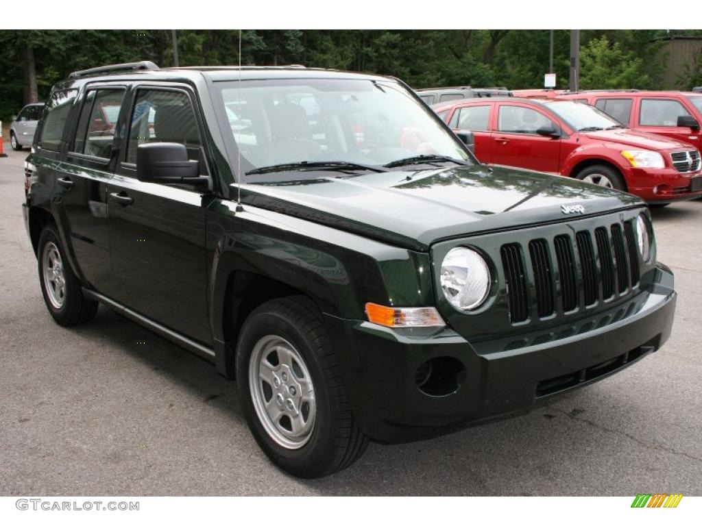 2010 Patriot Sport 4x4 - Natural Green Pearl / Dark Slate Gray/Pebble Beige photo #9