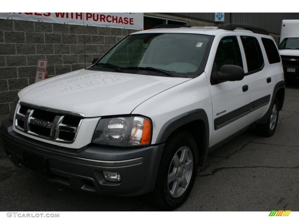 2006 Ascender S 4x4 - Arctic White / Dark Gray/Light Gray photo #1