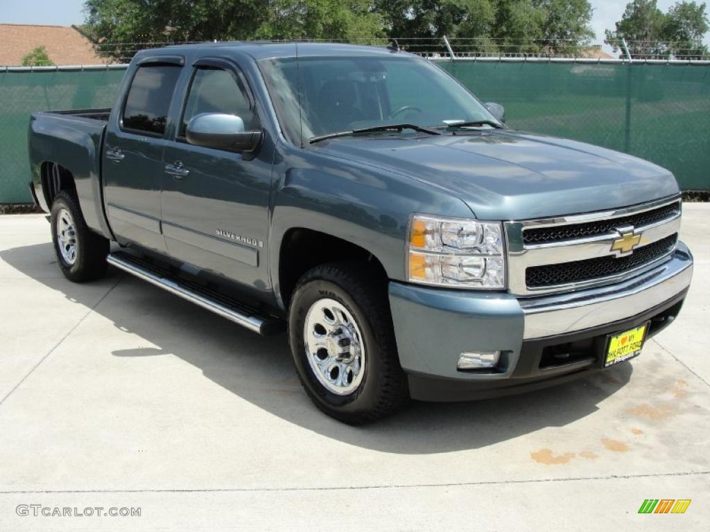 Blue Granite Metallic Chevrolet Silverado 1500