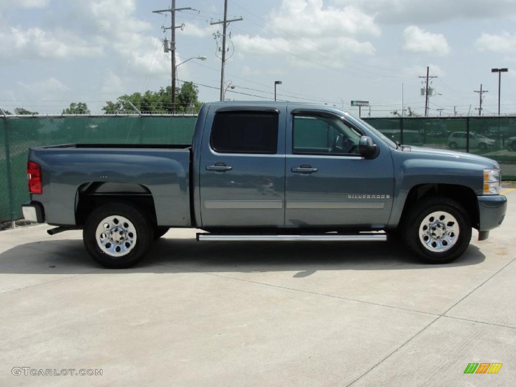 2008 Silverado 1500 LT Crew Cab - Blue Granite Metallic / Ebony photo #2