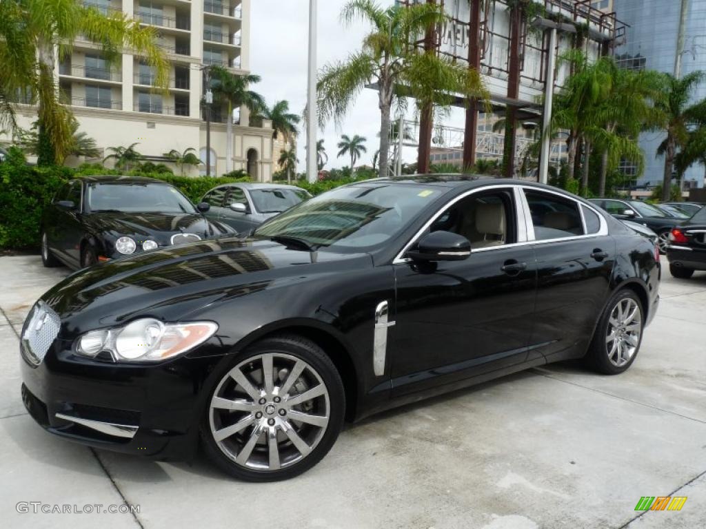 2010 XF Premium Sport Sedan - Ultimate Black / Ivory photo #1