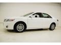 Super White - Camry XLE Photo No. 10