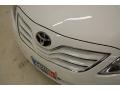 Super White - Camry XLE Photo No. 13