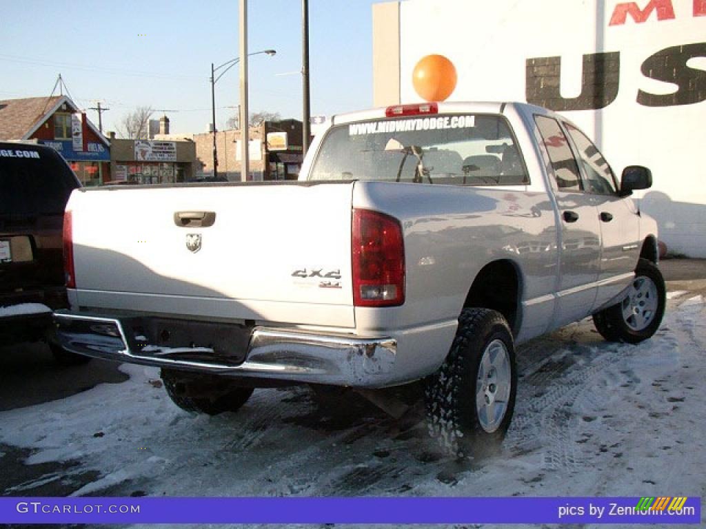 2005 Ram 1500 SLT Quad Cab 4x4 - Bright Silver Metallic / Dark Slate Gray photo #2