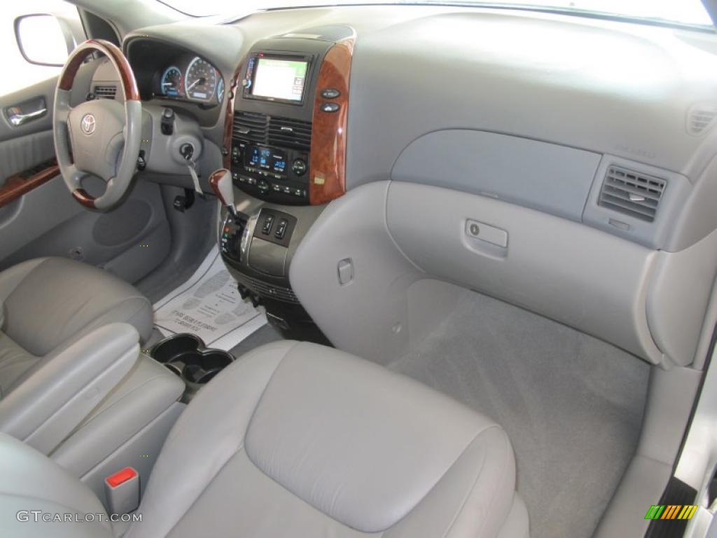 2004 Sienna XLE Limited AWD - Silver Shadow Pearl / Stone Gray photo #29