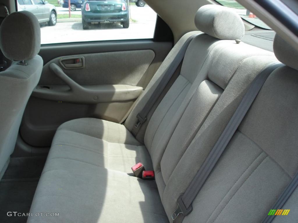 1999 Camry CE - Cashmere Beige Metallic / Sage photo #9