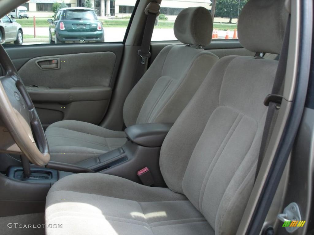 1999 Camry CE - Cashmere Beige Metallic / Sage photo #12