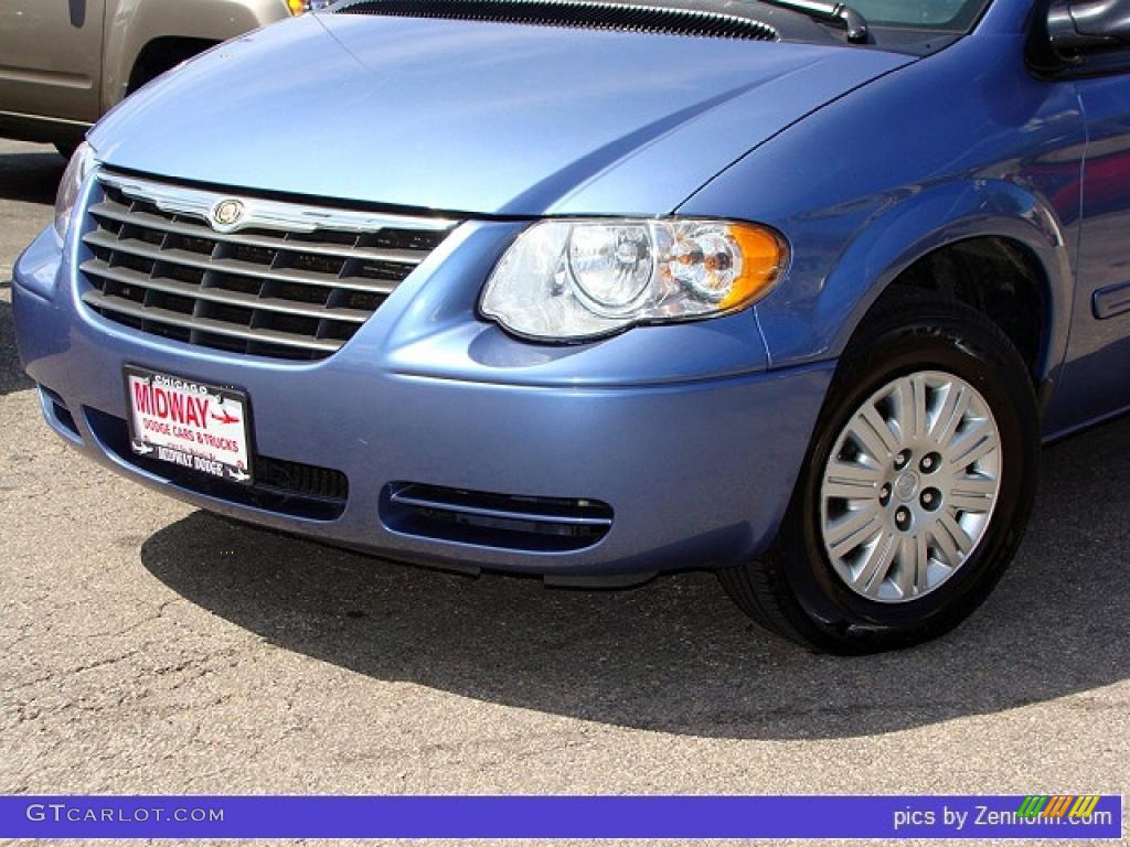 2007 Town & Country LX - Marine Blue Pearl / Medium Slate Gray photo #6