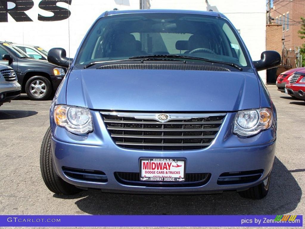 2007 Town & Country LX - Marine Blue Pearl / Medium Slate Gray photo #8