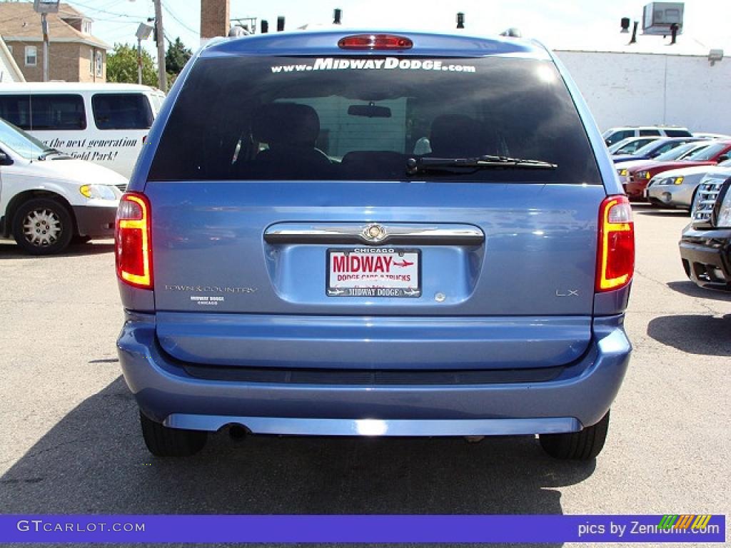 2007 Town & Country LX - Marine Blue Pearl / Medium Slate Gray photo #9
