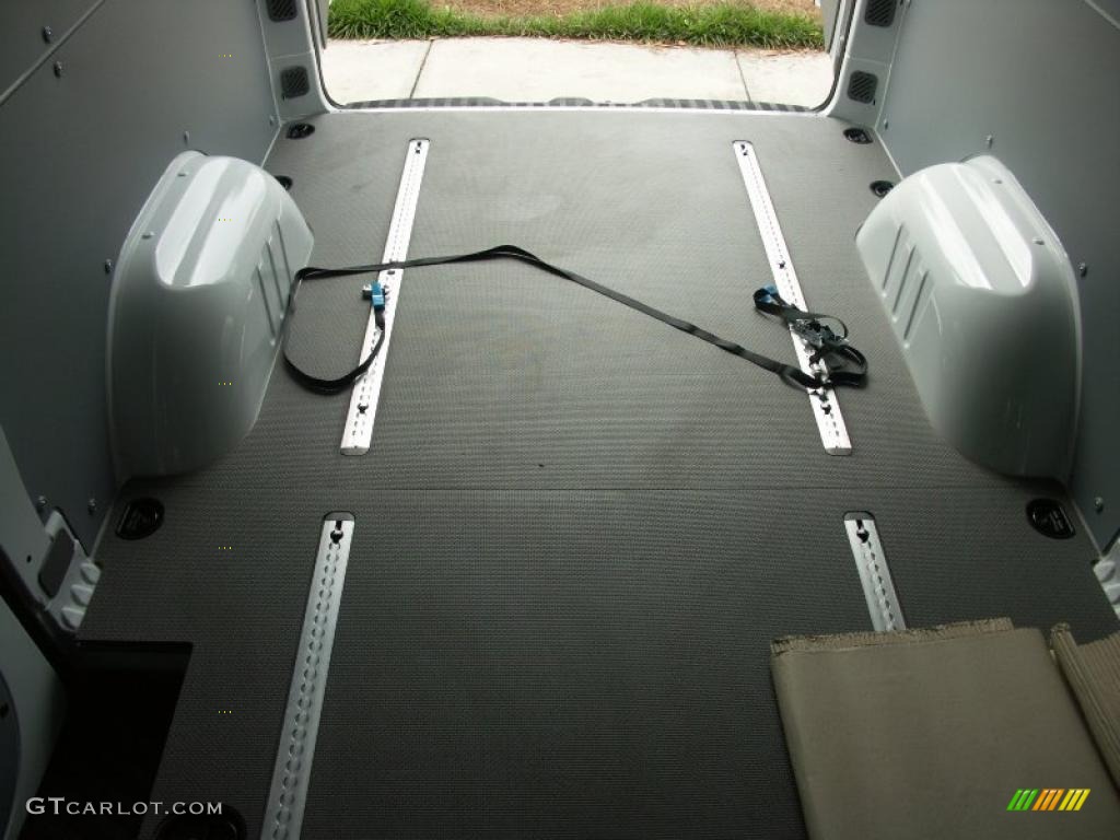 2010 Sprinter 2500 High Roof Cargo Van - Arctic White / Black photo #8