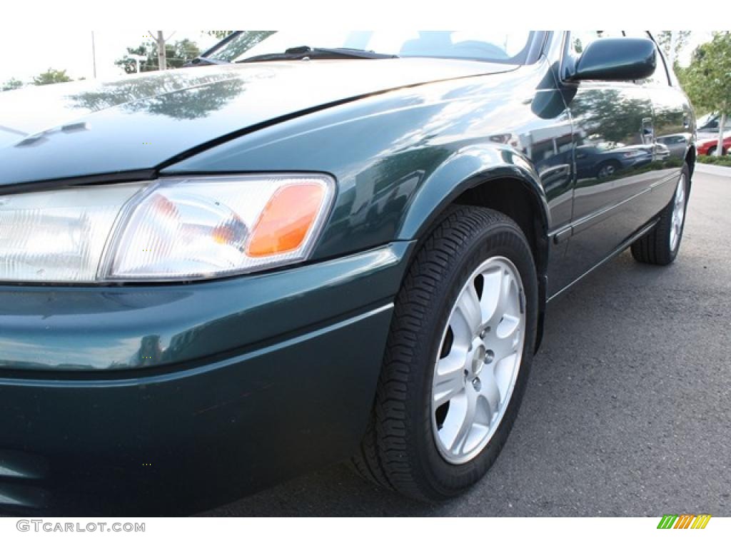 1998 Camry LE - Dark Green Metallic / Gray photo #27