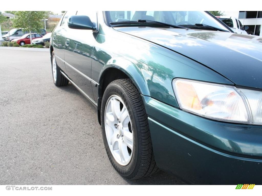 1998 Camry LE - Dark Green Metallic / Gray photo #32