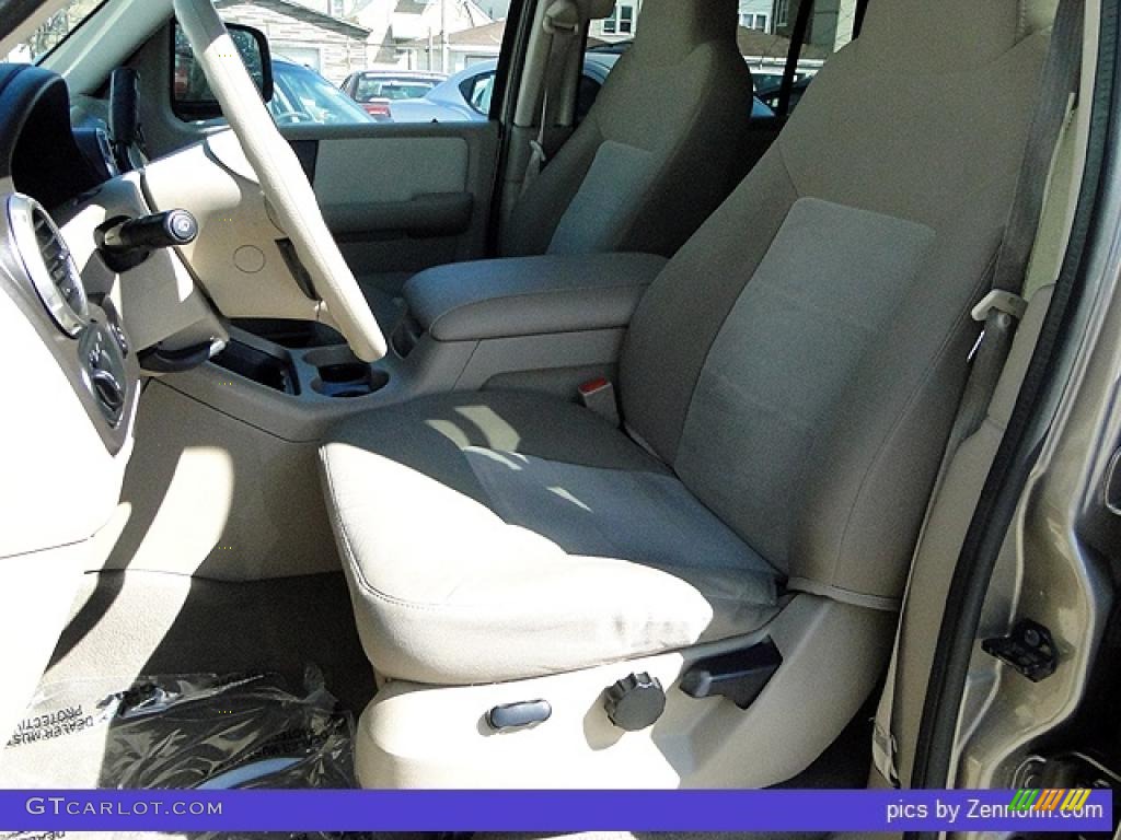 2003 Expedition XLT 4x4 - Silver Birch Metallic / Medium Parchment photo #3