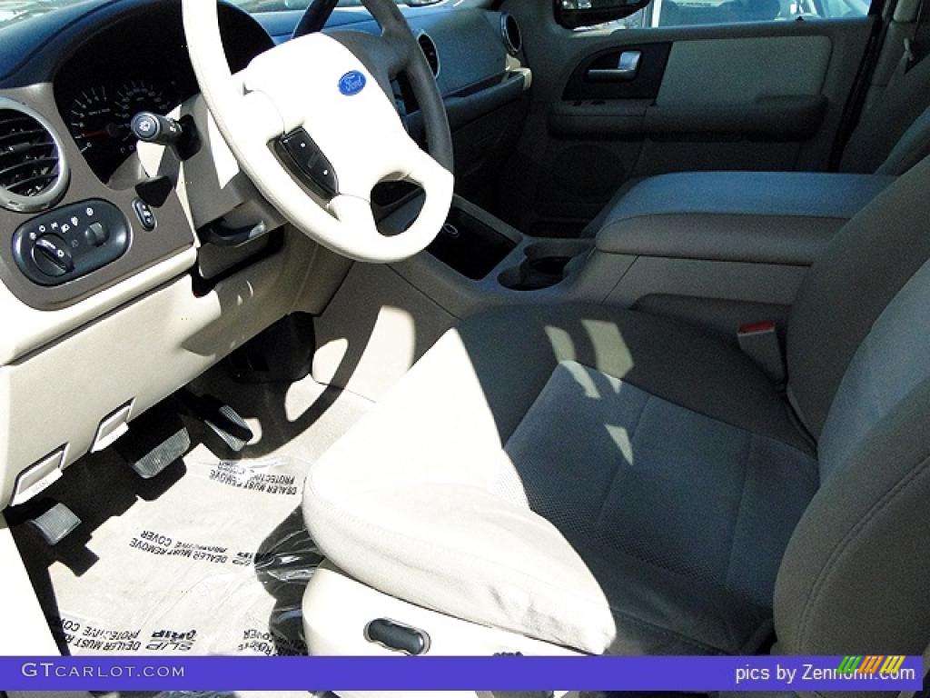 2003 Expedition XLT 4x4 - Silver Birch Metallic / Medium Parchment photo #4