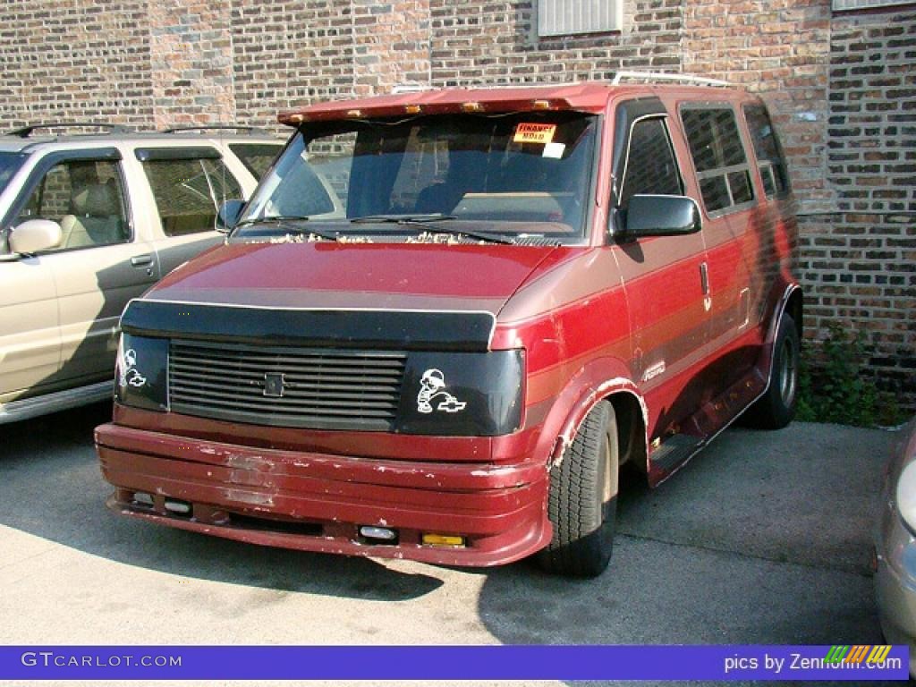 1989 Astro Van - Medium Garnet Metallic / Gray photo #1