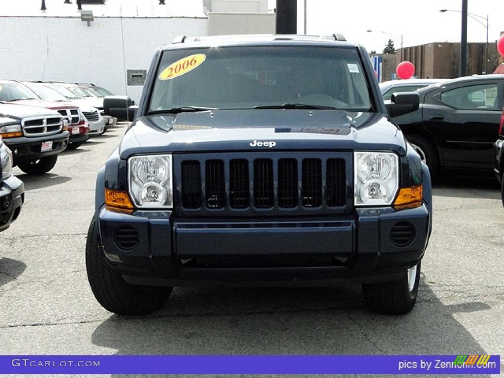 2006 Commander 4x4 - Midnight Blue Pearl / Medium Slate Gray photo #4