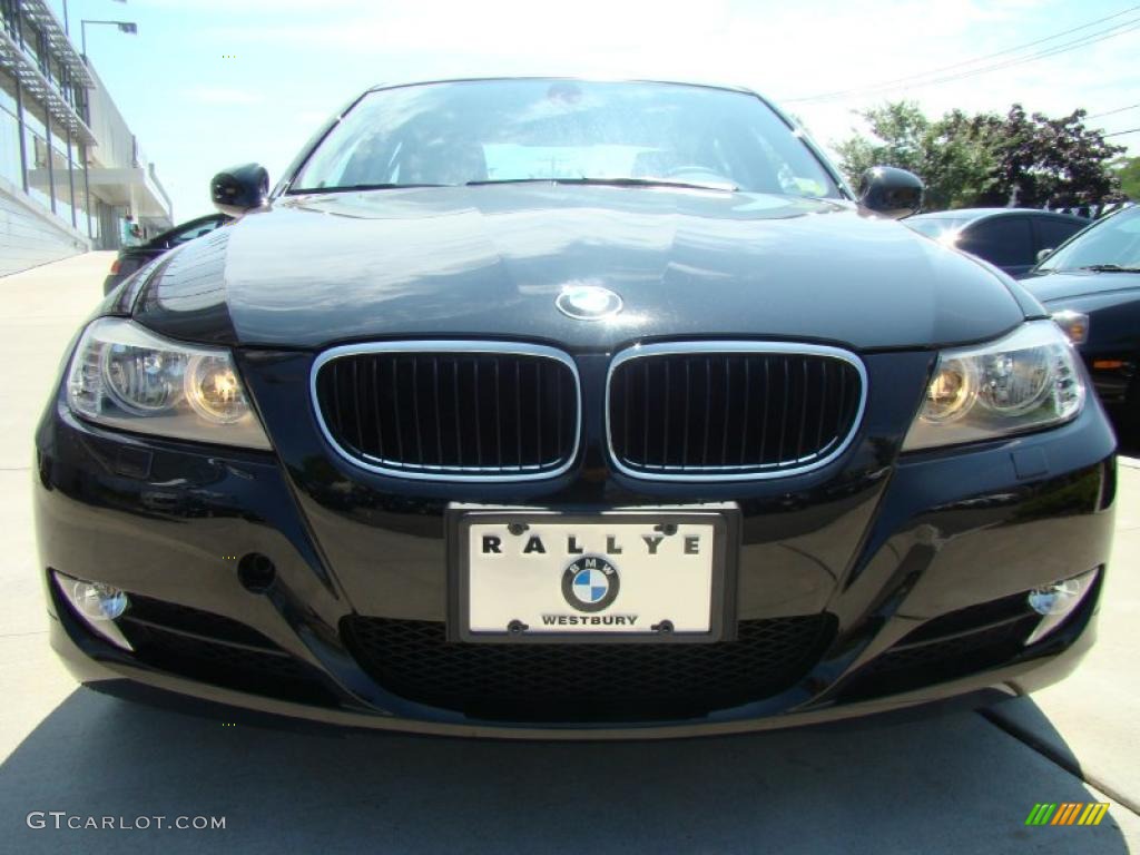 2010 3 Series 328i xDrive Sedan - Jet Black / Oyster/Black Dakota Leather photo #2