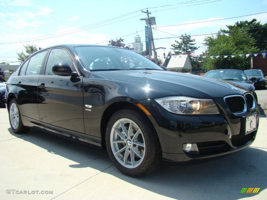 2010 3 Series 328i xDrive Sedan - Jet Black / Oyster/Black Dakota Leather photo #3