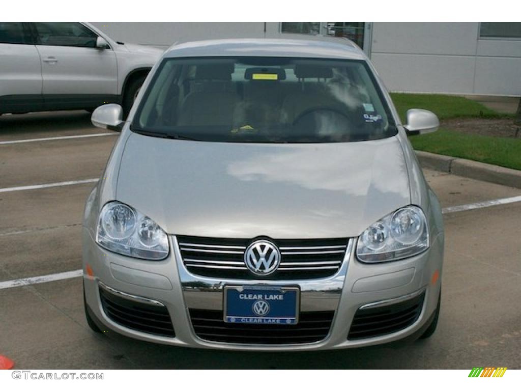 2010 Jetta Limited Edition Sedan - White Gold Metallic / Cornsilk Beige photo #10