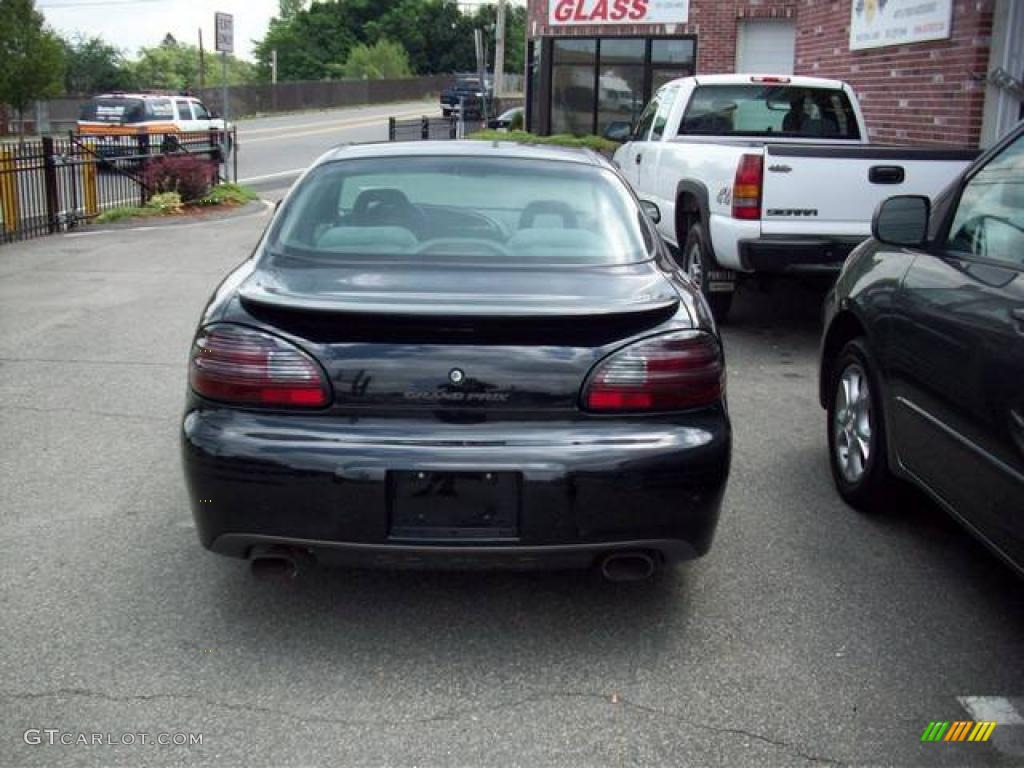 1999 Grand Prix GT Sedan - Black / Graphite photo #4