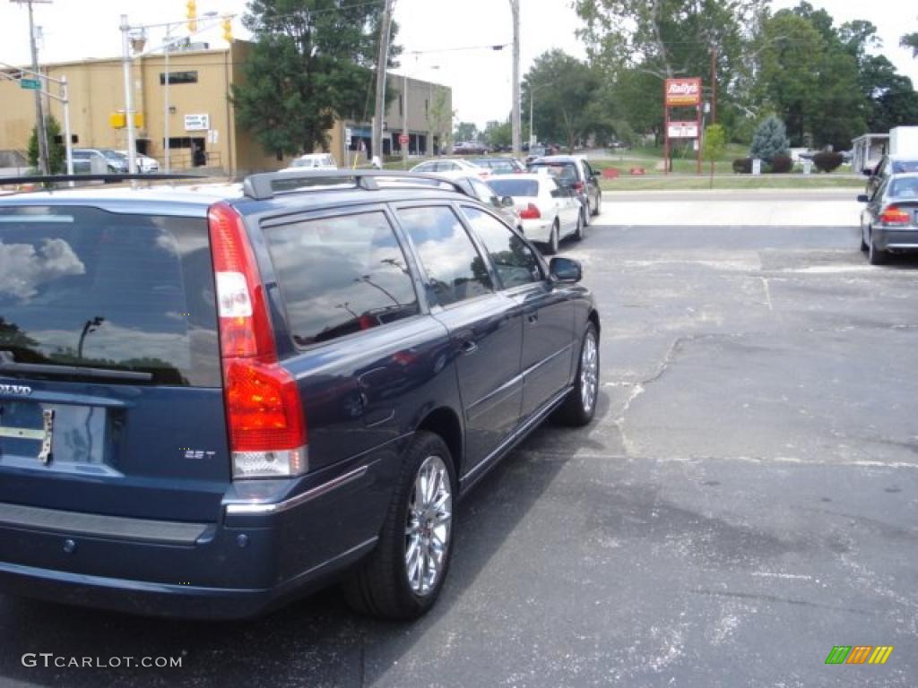 2007 V70 2.5T - Barents Blue Metallic / Taupe/Light Taupe photo #8