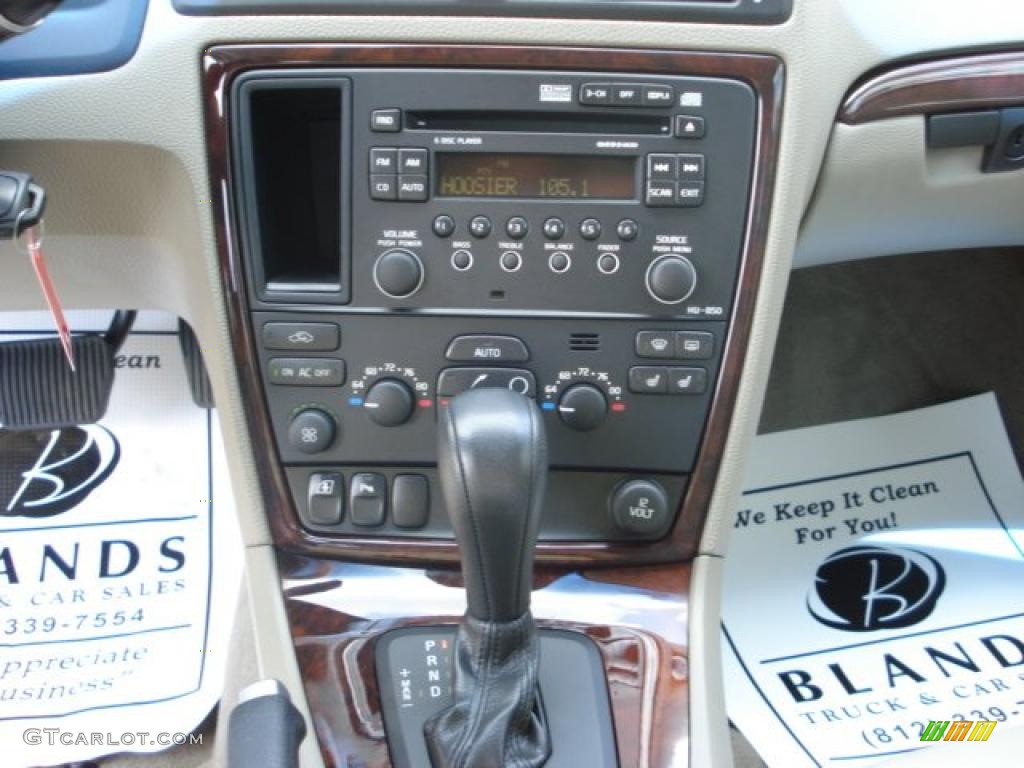 2007 V70 2.5T - Barents Blue Metallic / Taupe/Light Taupe photo #14