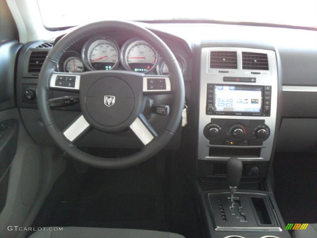 2010 Charger Rallye - Stone White / Dark Slate Gray/Light Slate Gray photo #16