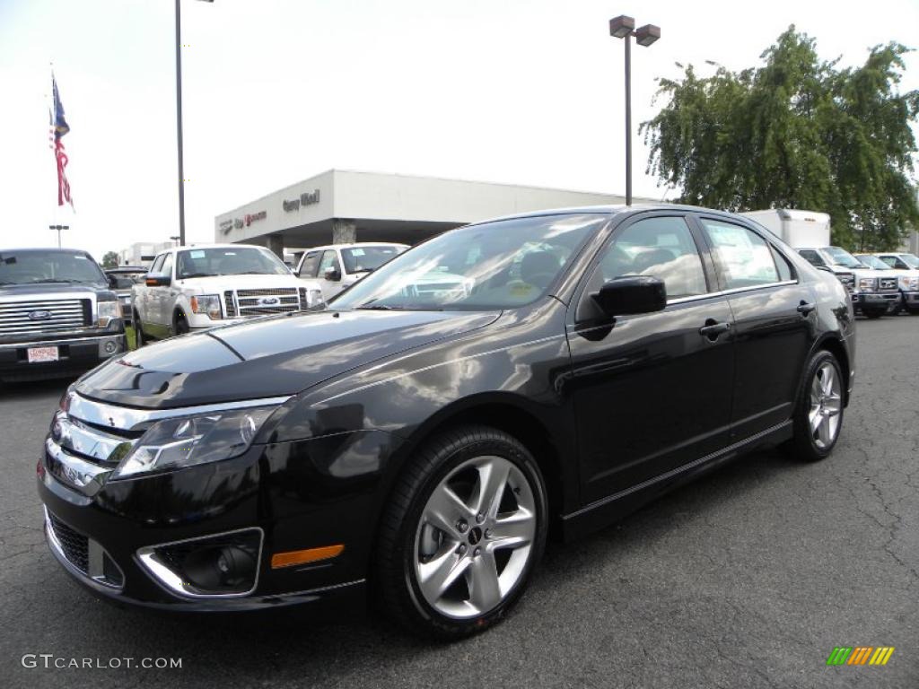 2010 Fusion Sport - Tuxedo Black Metallic / Charcoal Black/Sport Black photo #6