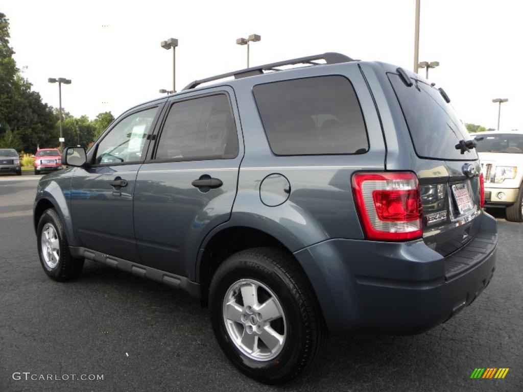 2010 Escape XLT - Steel Blue Metallic / Stone photo #25