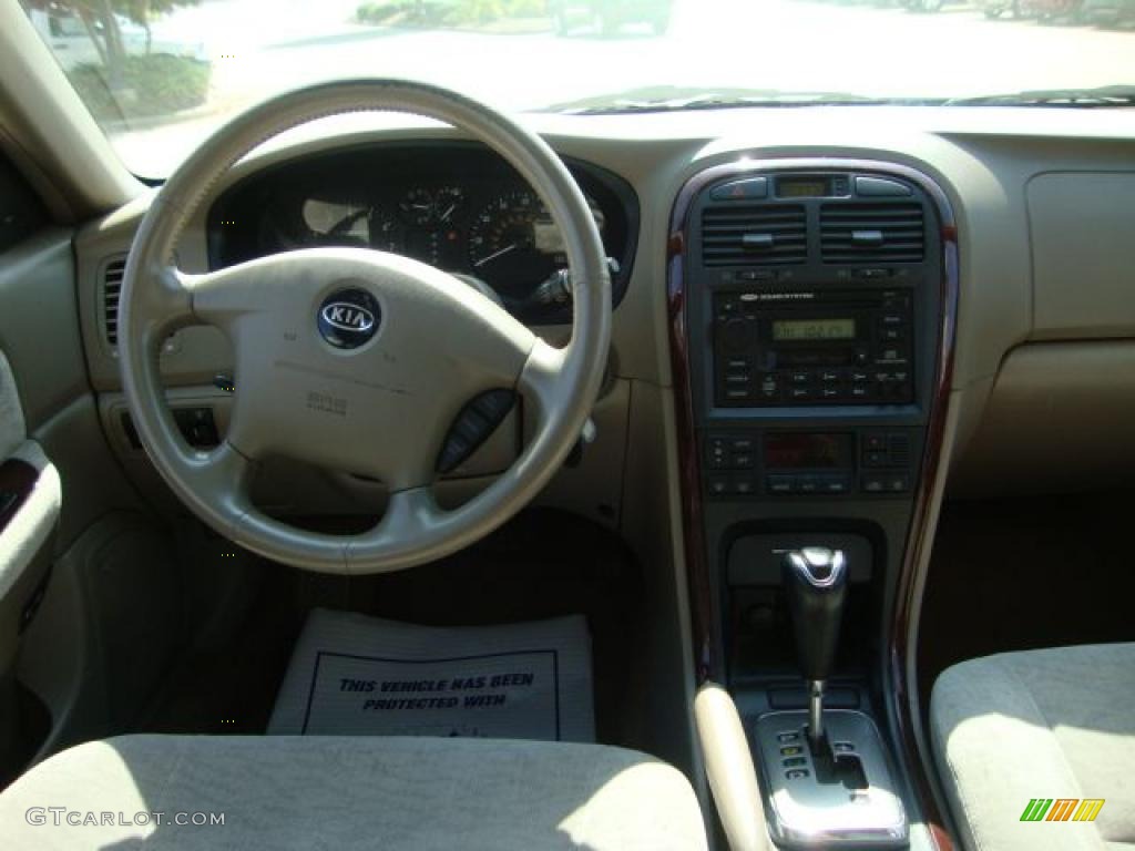 2004 Optima EX - Pearl White / Gray photo #22