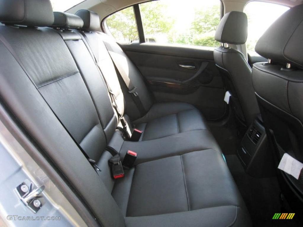 2007 3 Series 328xi Sedan - Arctic Metallic / Black photo #12