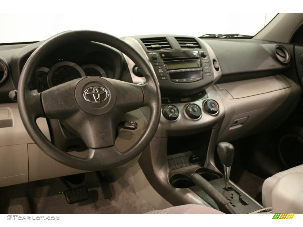 2007 RAV4 I4 - Classic Silver Metallic / Ash Gray photo #11