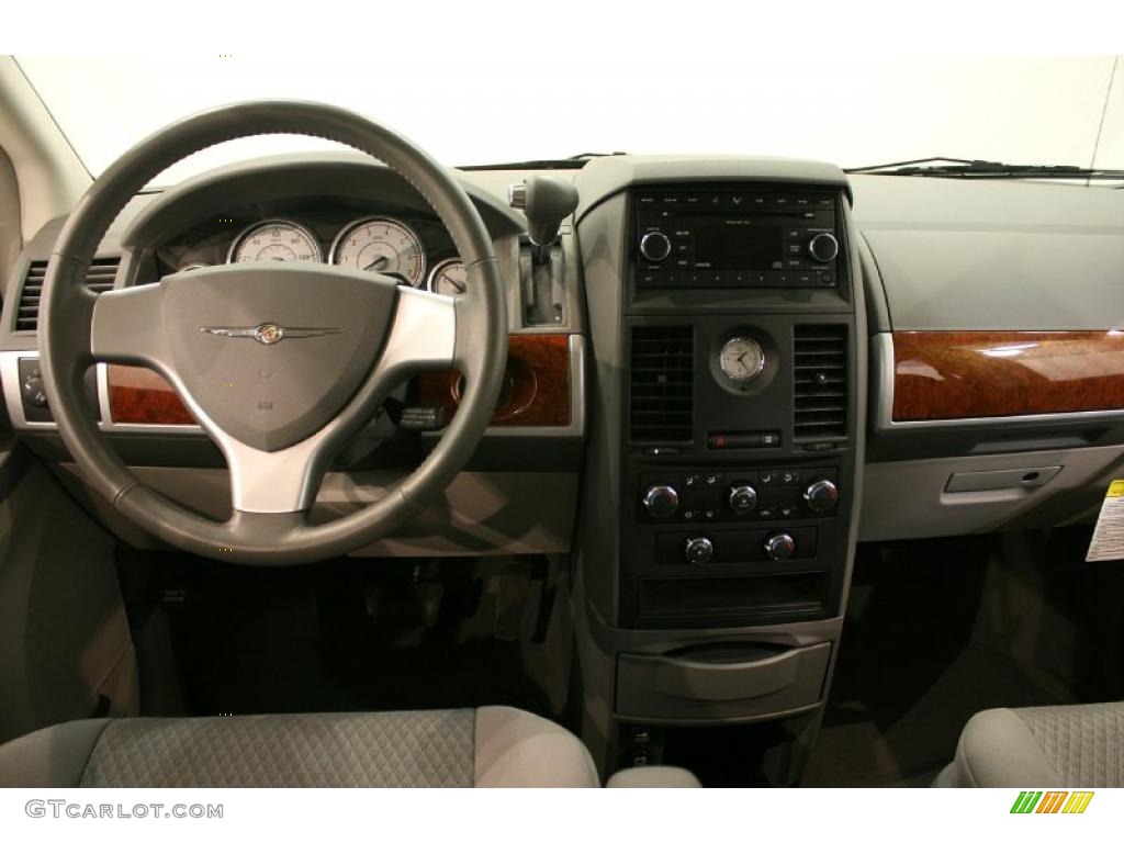 2008 Town & Country Touring Signature Series - Modern Blue Pearlcoat / Medium Slate Gray/Light Shale photo #28