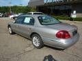 2001 Light Parchment Gold Metallic Lincoln Continental   photo #2