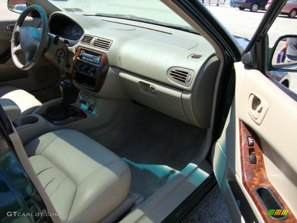 2001 Galant LS V6 - Sherwood Green Pearl / Tan photo #19
