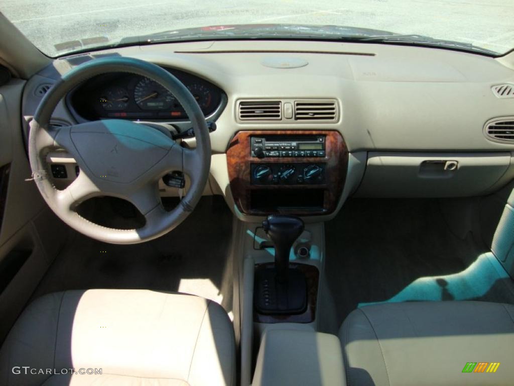 2001 Galant LS V6 - Sherwood Green Pearl / Tan photo #30